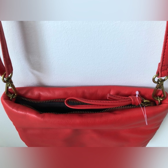 Madewell puff crossbody bag - Scarlett leather - Picture 5 of 9